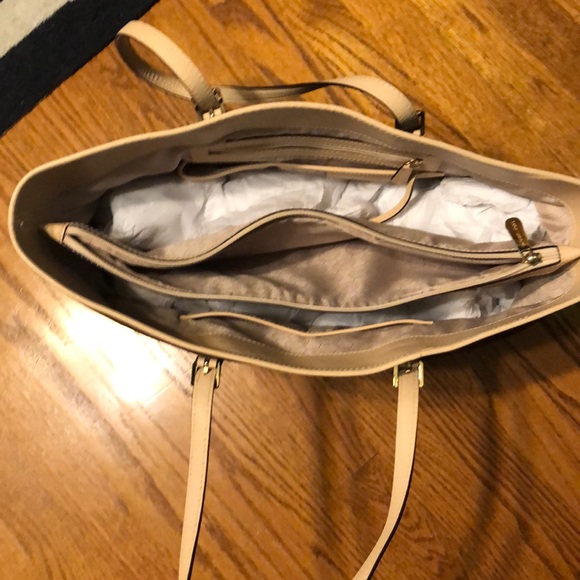 Michael kors bag - Picture 8 of 8